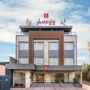 *** Hotel Lords Eco Dera Bassi India